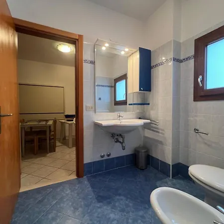 Апартаменты Seaside For 4 People In - Beahost Бибионе